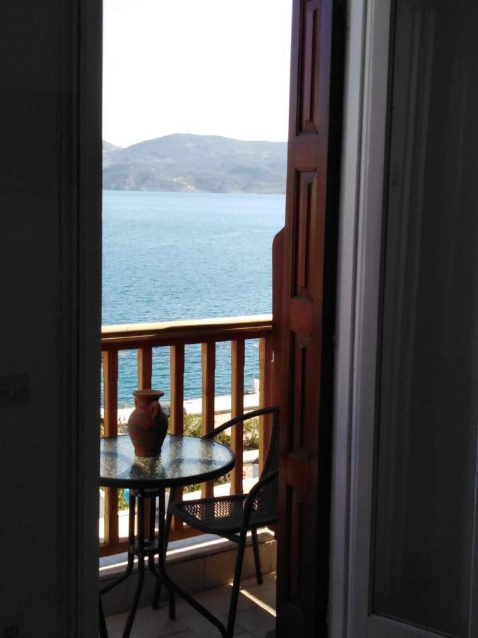 Adriani Sea View Rooms Αδάμας Εξωτερικό φωτογραφία